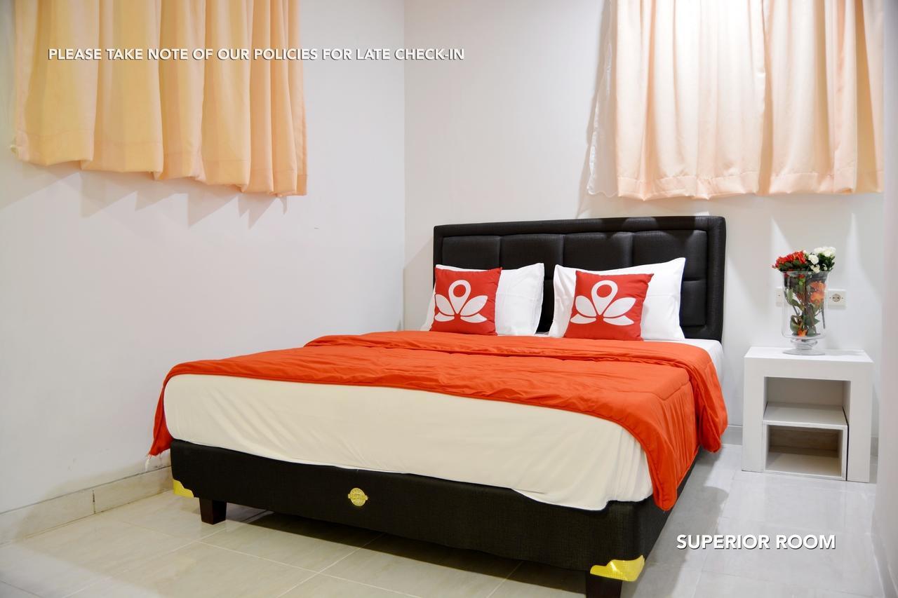Zen Premium Kemang Timur Dżakarta Zewnętrze zdjęcie